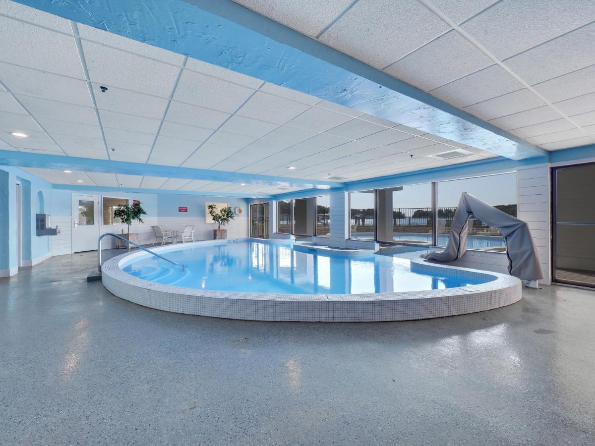 שארלוואה 228 Edgewater Inn מראה חיצוני תמונה